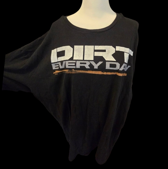 Motertrend Store Dirt Everyday Logo 4xl Short - Picture 2 of 3